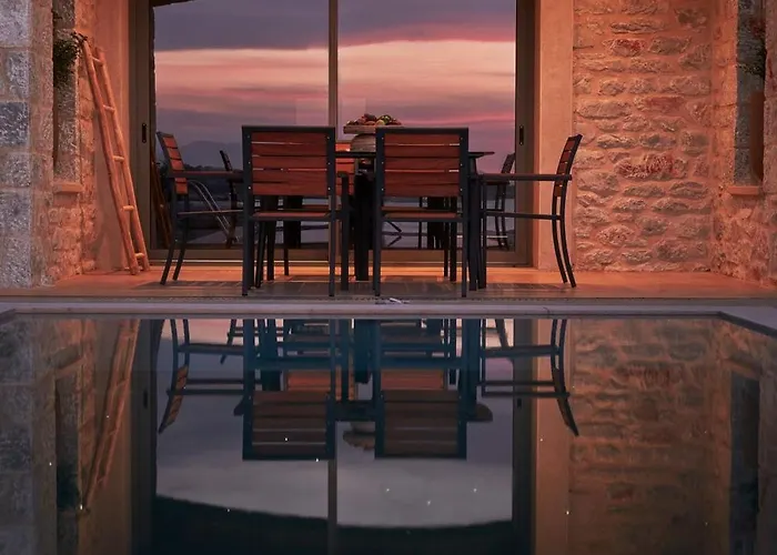 Villa Beachfront Alassa W Private Pools Complex Kotronion (West Mani)