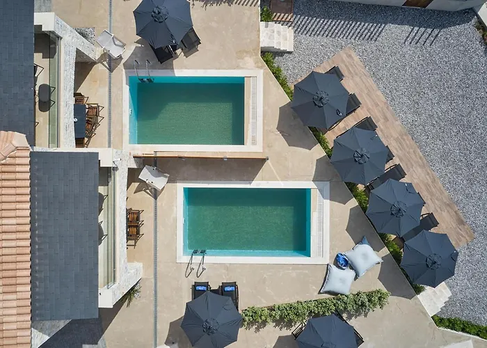 Villa Beachfront Alassa W Private Pools Complex Kotronion (West Mani)